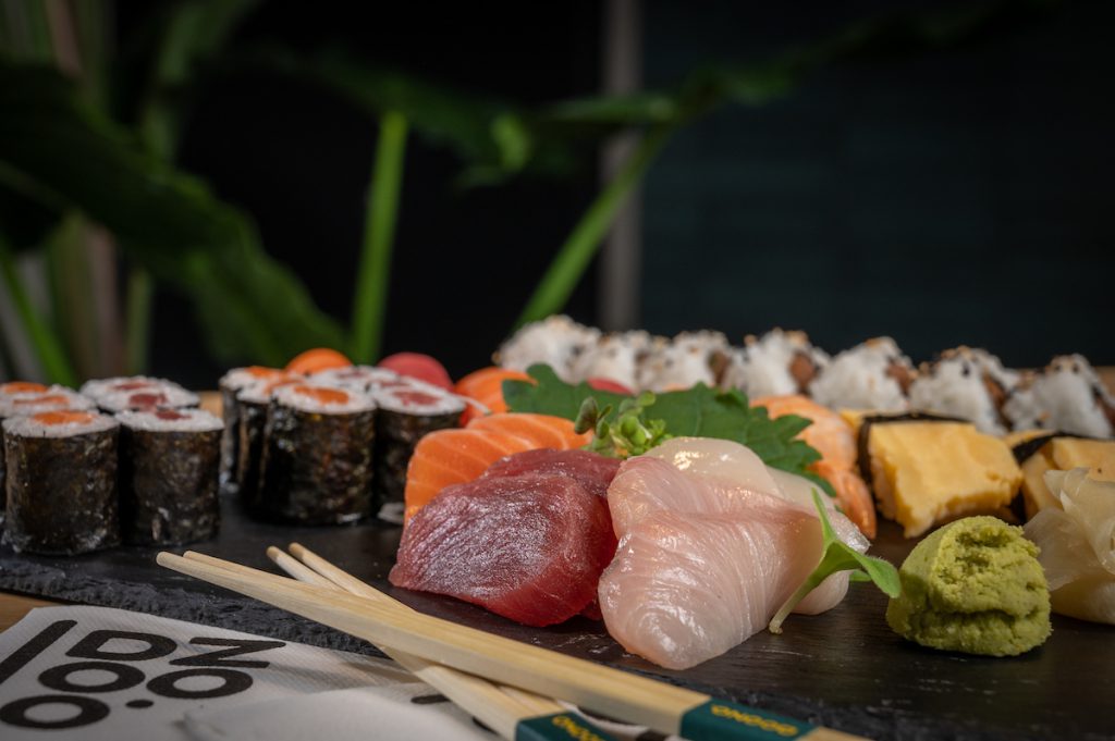 De allerlekkerste sushi in Leeuwarden afhalen doe je bij Doozo Leeuwarden